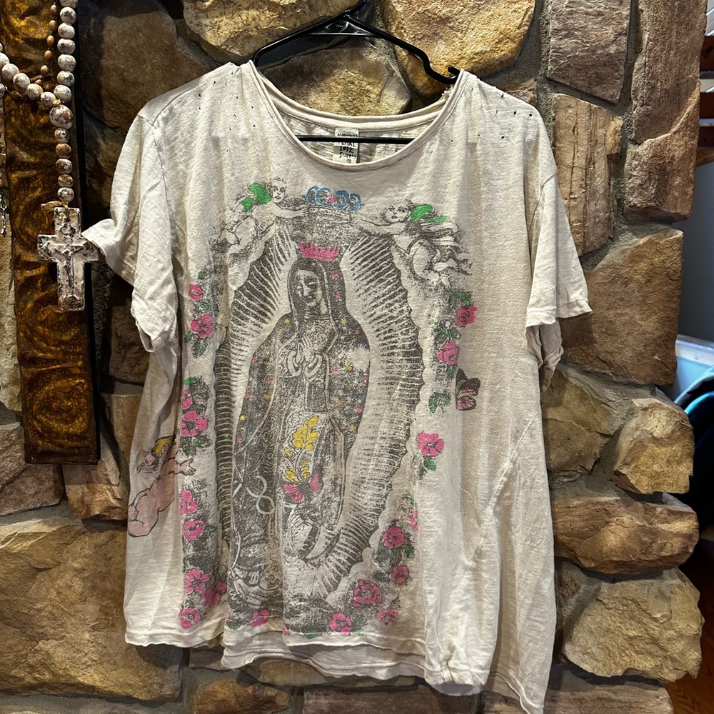 Magnolia Pearl tee